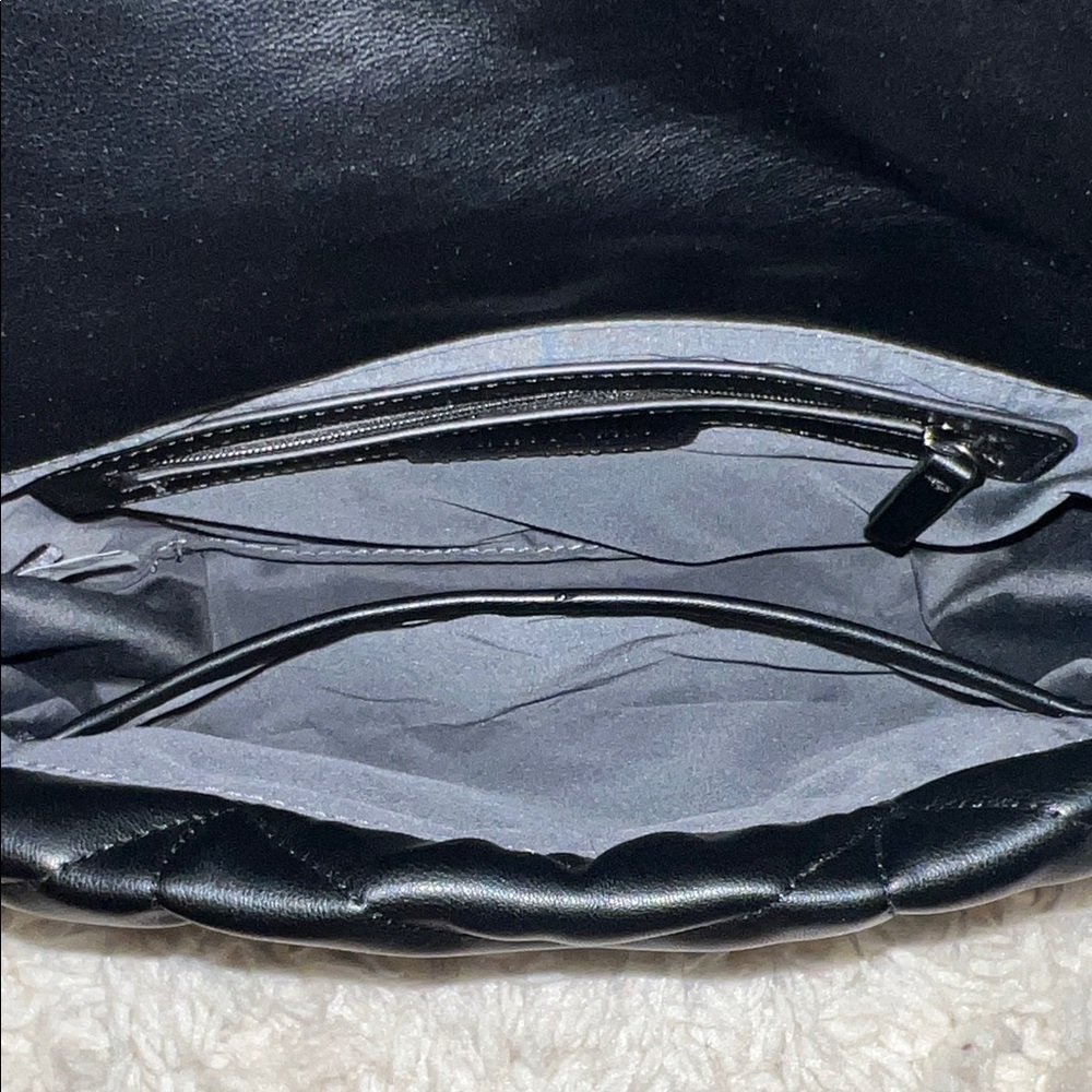 Simply Vera Vera Wang Black Quilted Crossbody Bag - Picture 7 of 7